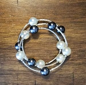 Pearl silver black white wrap around bracelet